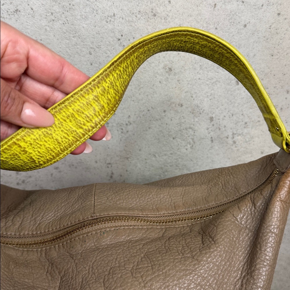 Tory Burch Leather Shoulder Bag - Picture 3 of 14
